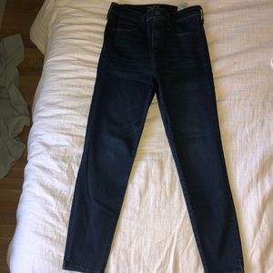 Super cute Abercrombie & Fitch Dark Blue Jeans